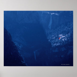 Poster Hang Glider au-dessus des montagnes