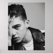 Poster Hero Fiennes Tiffin (Devant)
