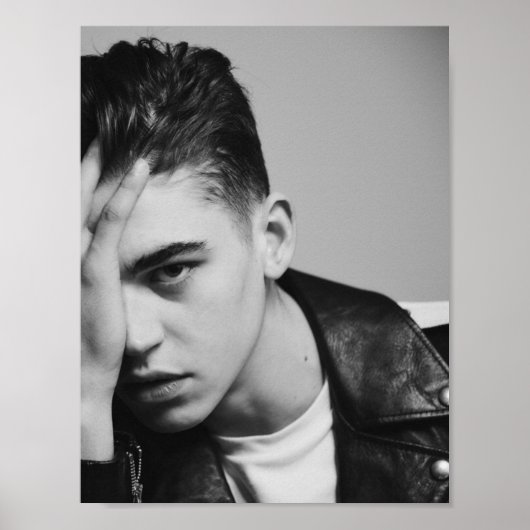 Poster Hero Fiennes Tiffin (Devant)