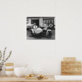 Poster Hommes sur la moto Harley Davidson avec Sidecar (Cuisine)