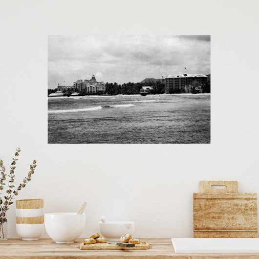 Poster Honolulu, HA - Vue de Moana & Royal Hawaiian (Cuisine)