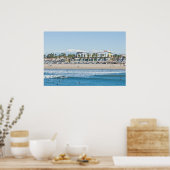 Poster Huntington Beach et Snow Capped Mountains (Cuisine)
