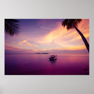 Poster Île tropicale au coucher du soleil avec un bateau