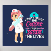 Infirmière amusante qui dit avec une grande aiguil