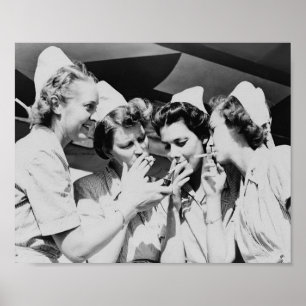 Poster Infirmières fumant photographie vintage 10x8in