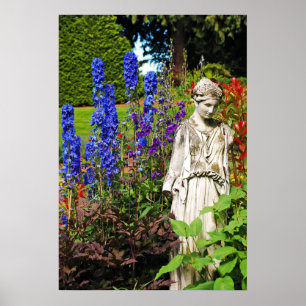 Poster Jardin de delphinium bleu et statue de déesse grec