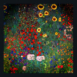 Poster Jardin de la ferme Gustav Klimt avec tournesols<br><div class="desc">Poster représentant la peinture de Gustav Klimt Farm Garden with Sunflowers (1907). Un beau jardin de tournesols et de belles fleurs bleues,  rouges,  violettes,  roses et blanches. Un grand cadeau pour les amateurs d'art Art Nouveau et autrichien.</div>