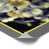 Poster Jaune Primrose Fleur Partielle Couleur Abstraite (Coin)