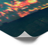 Poster jeune couple debout sur le toit en regardant c (Coin)