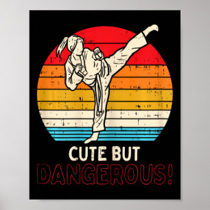 Poster Jolie mais dangereuse fille Ponytail Kick Karate T