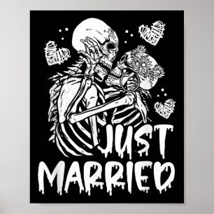 Poster Just Married Halloween Skeleton Bride And Groom We