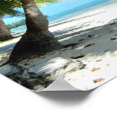 Poster Kayak jaune sur une plage de sable blanc (Coin)