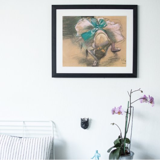Poster La danseuse noue ses rubans par Edgar Degas