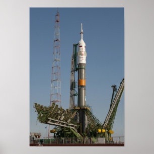 Poster La fusée de Soyuz peu de temps après l'arrivée