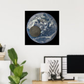 Poster La Terre et la Lune sont loin de l'espace (Bureau à domicile)