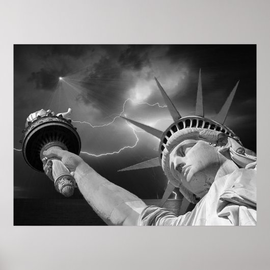 Poster Lady Liberty sous un ciel orageux (Devant)
