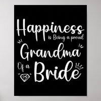 Le bonheur est d'être une grand-mère fière d'une m