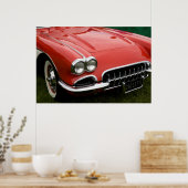 Poster le capot d'une voiture de sport classique (Cuisine)