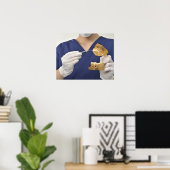 Poster Le dentiste a expliqué avec un modèle dentaire (Bureau à domicile)