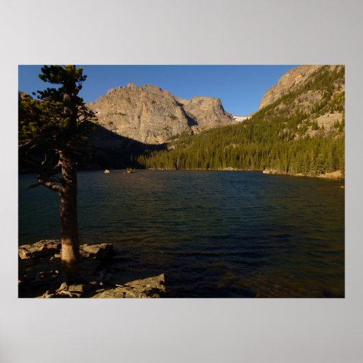 Poster Le Loch au Parc national des Rocheuses (Devant)