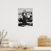 POSTER LE PARTENAIRE DE CLYDE, BONNIE PARKER, FAIT UN POS (Cuisine)