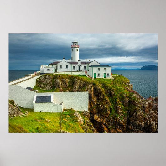 Poster Le phare guide de la Wild Atlantic Way (Devant)