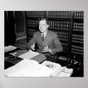 Poster Le Sénateur Huey Long À Son Bureau - 1935