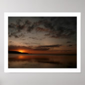 Poster Le soleil se couche sur Guam (Devant)