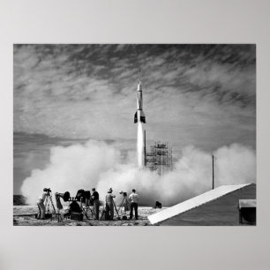 Poster Le Tout Premier Lancement De Rocket À Cape Canaver