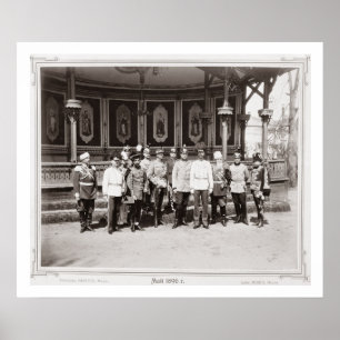 Poster Le tsar Nicholas II (1868-1918) debout dans le jar