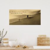 Poster le vieil homme sur la plage — vers (Cuisine)