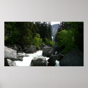 Poster Les chutes de Vernal au loin à Yosemite