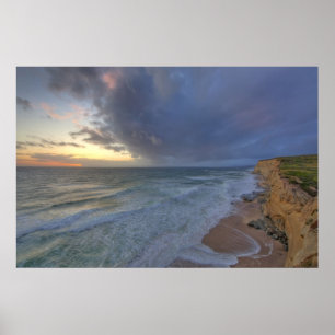 Poster Les falaises maritimes captent les dernières lueur