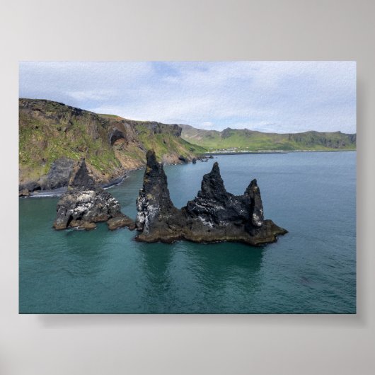 Poster Les formations rocheuses de Reynisdrangar en Islan (Devant)