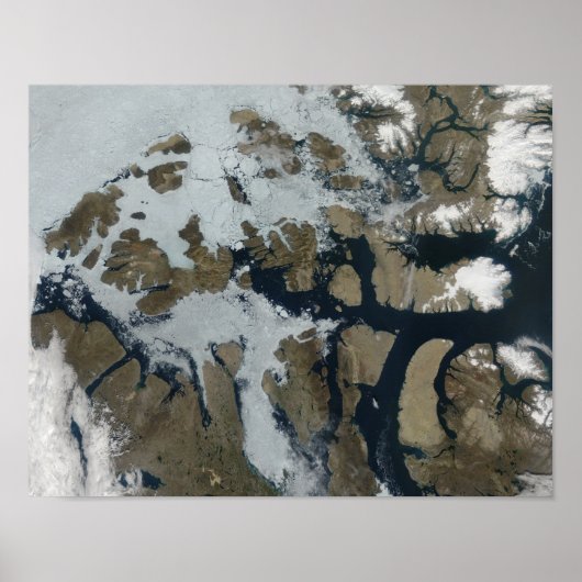 Poster Les îles Reine-Élisabeth (Devant)