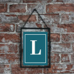 Poster Lettre initiale |Style moderne Monogramme Turquois<br><div class="desc">Poster de monogramme de lettre initiale élégant pour impression. Moderne minimaliste en gris sur la typographie turquoise. Le cadeau ou l'accessoire individuel parfait avec une approche individuelle!</div>