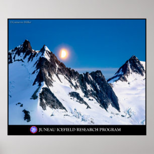 Poster Lever de lune au-dessus des montagnes