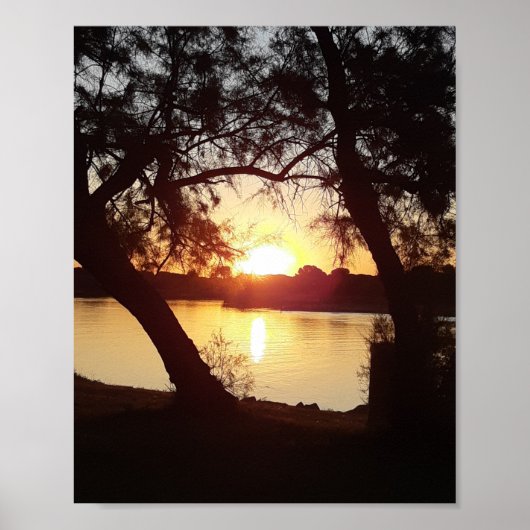 Poster Lever de soleil sur La Grande Motte - France (Devant)