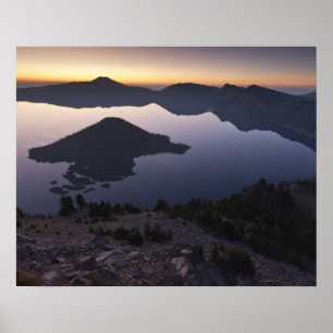 Poster L'île Wizard à l'aube, parc national Crater Lake