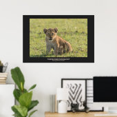 Poster Lion Cub En Milieu Naturel Personnaliser Le Texte (Bureau à domicile)