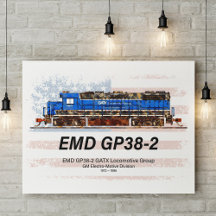 Locomotive diesel EMD GP38-2 et drapeau américain