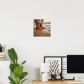 Poster Love & Earth : Interracial Couple's Beach Ground (Bureau à domicile)