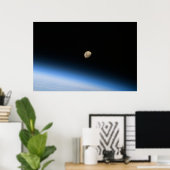 Poster Lune gibbeuse depuis l'orbite (Bureau à domicile)