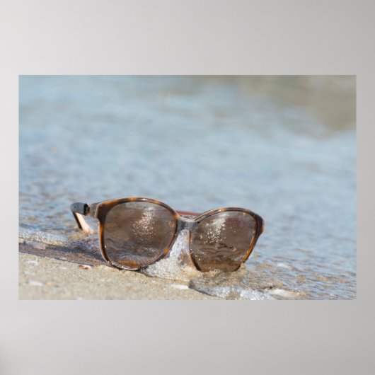Poster Lunettes de soleil sur la plage (Devant)