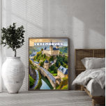 Poster Luxembourg, joyau niché entre vallées et collines<br><div class="desc">Luxembourg,  où l'art et la culture s'épanouissent,  Dans les musées,  les théâtres,  les parcs où les esprits se délient. Les cafés intimes,  les marchés vibrants, Sont le cœur battant d'une ville rayonnante.</div>