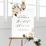 Poster Magnolias rose pâle Fête des mariées florale Bienv<br><div class="desc">Bienvenue invités à votre événement avec ce panneau de bienvenue de douche nuptiale personnalisable. Il présente des magnolias et des hydrangées rose vif aux accents de feuille d'or faux rose. Personnalisez en ajoutant les détails de votre événement. Ce panneau de douche à nuptiale fleurie est parfait pour les douches nuptiales...</div>