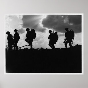 Poster Marche en silhouette des soldats de la Première Gu