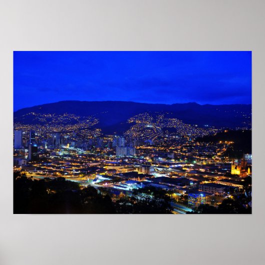 Poster Medellin, Colombie à la nuit (Devant)
