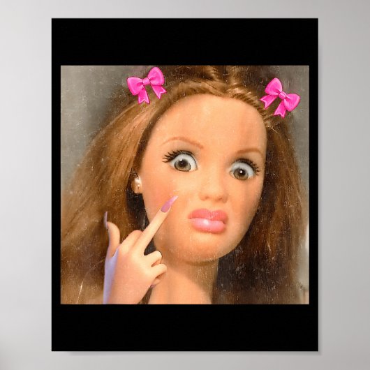 Poster Mème de visage de poupée dégoûtant drôle (Devant)