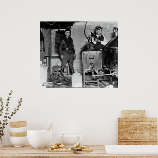 POSTER MINNESOTA INTERDICTION MOONSHINE BUST (Cuisine)